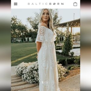 NWT Baltic Born Lean off shoulder white/cream maxi dress size large